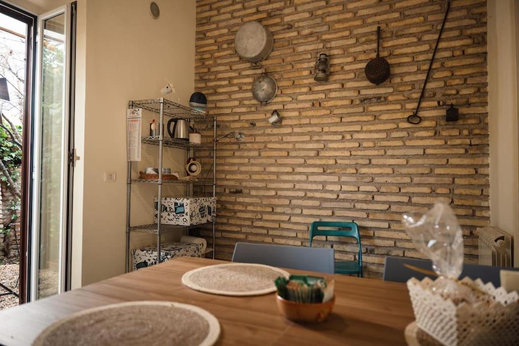 Two-Room Apt. Under The Aqueduct'S Arch In Pigneto Roma Exterior foto